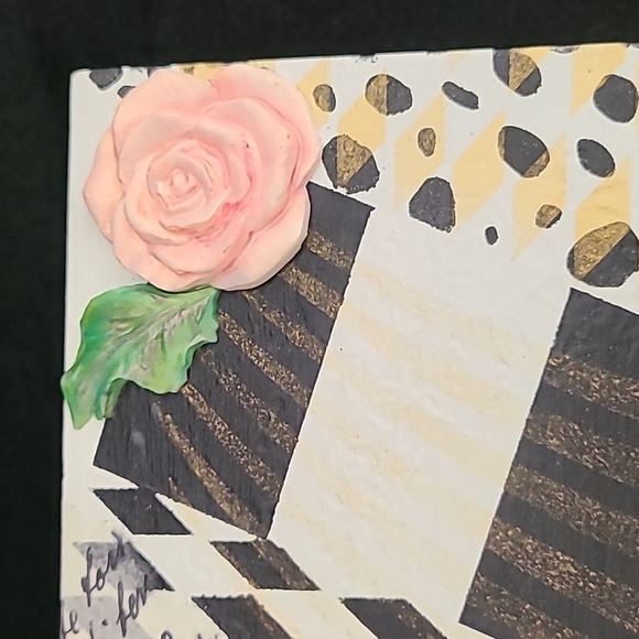 Handcrafted & Decorated Modern WOODEN BOX - Picture 7 of 12